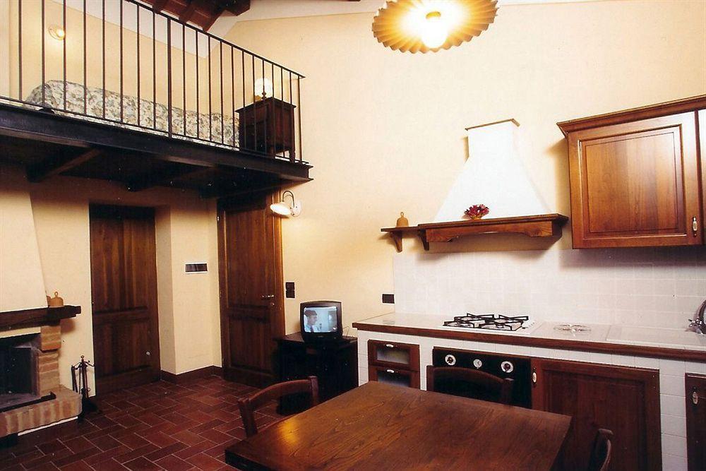 Agriturismo Terra Rossa Valiano Bagian luar foto