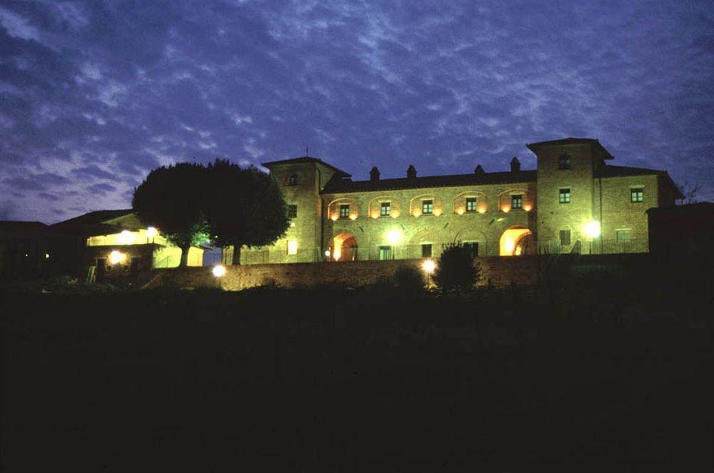Agriturismo Terra Rossa Valiano Bagian luar foto