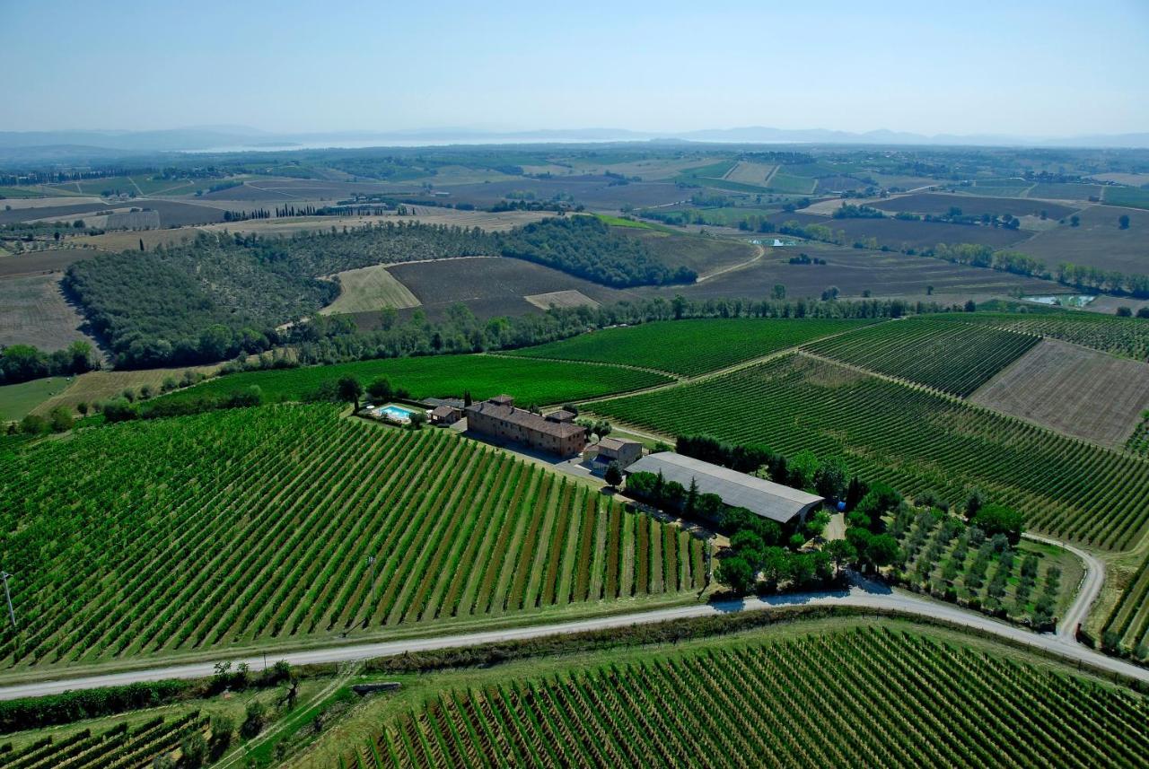 Agriturismo Terra Rossa Valiano Bagian luar foto