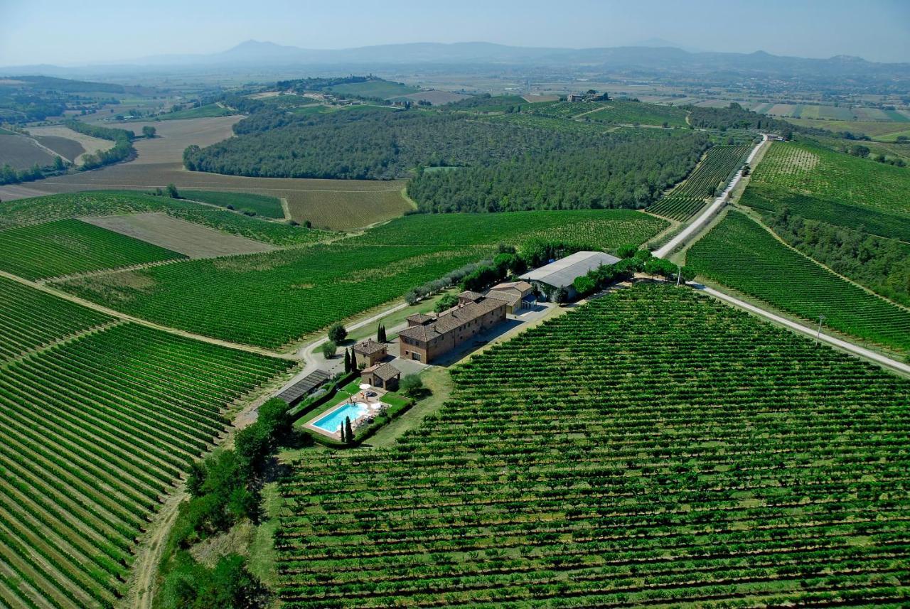 Agriturismo Terra Rossa Valiano Bagian luar foto