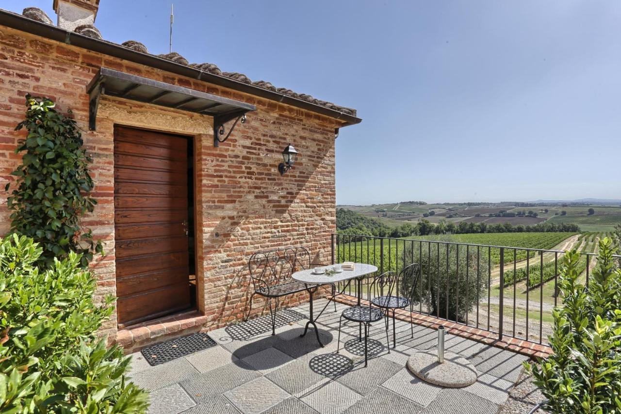 Agriturismo Terra Rossa Valiano Bagian luar foto